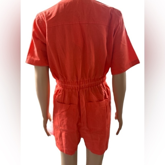 Universal Thread - NWT - Picture 3 of 6